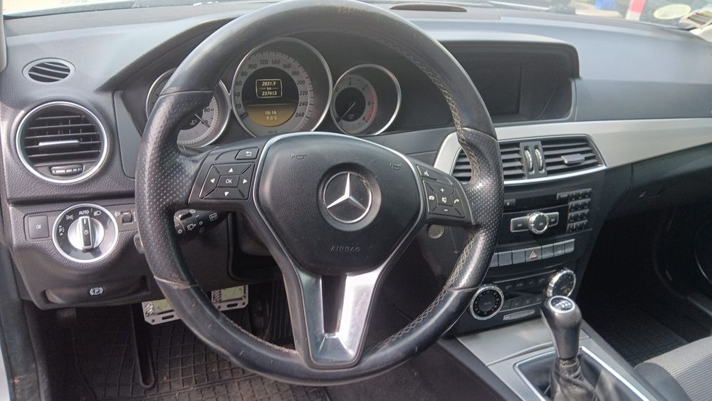 Vind Mercedes C class avangard