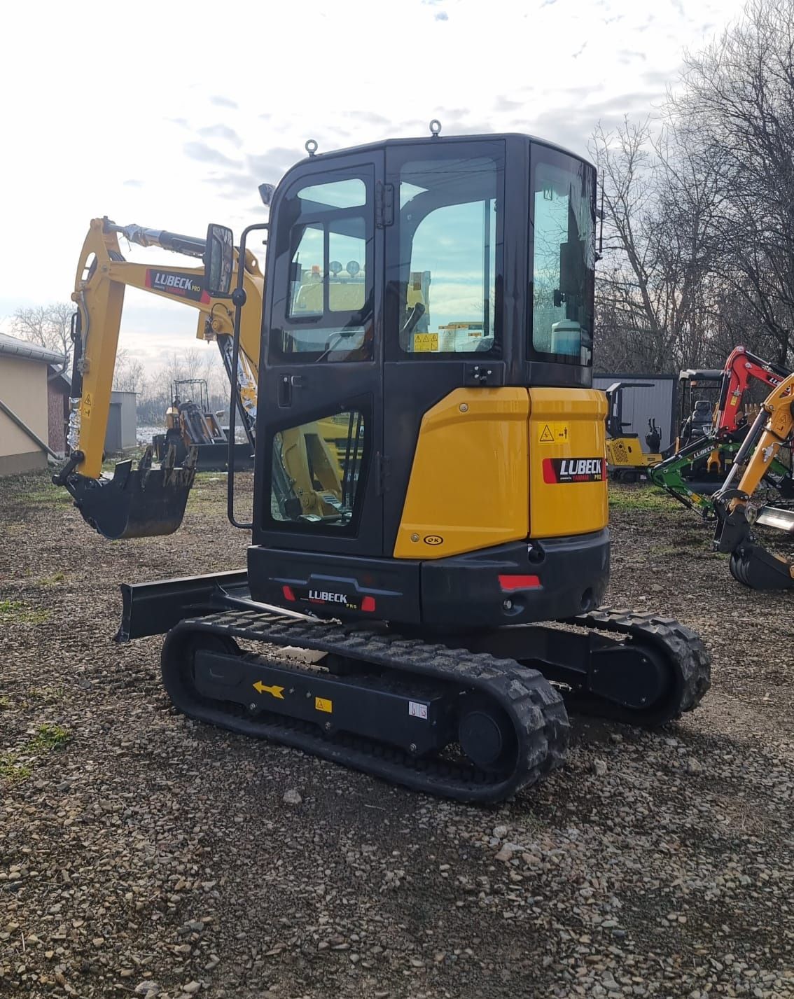 Excavator Lubeck W301pro 3.0t NOU motor YANMAR Garantie 2 ani