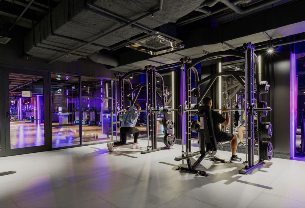 Продаю абонимент в фитнес-клуб Champion Fitness