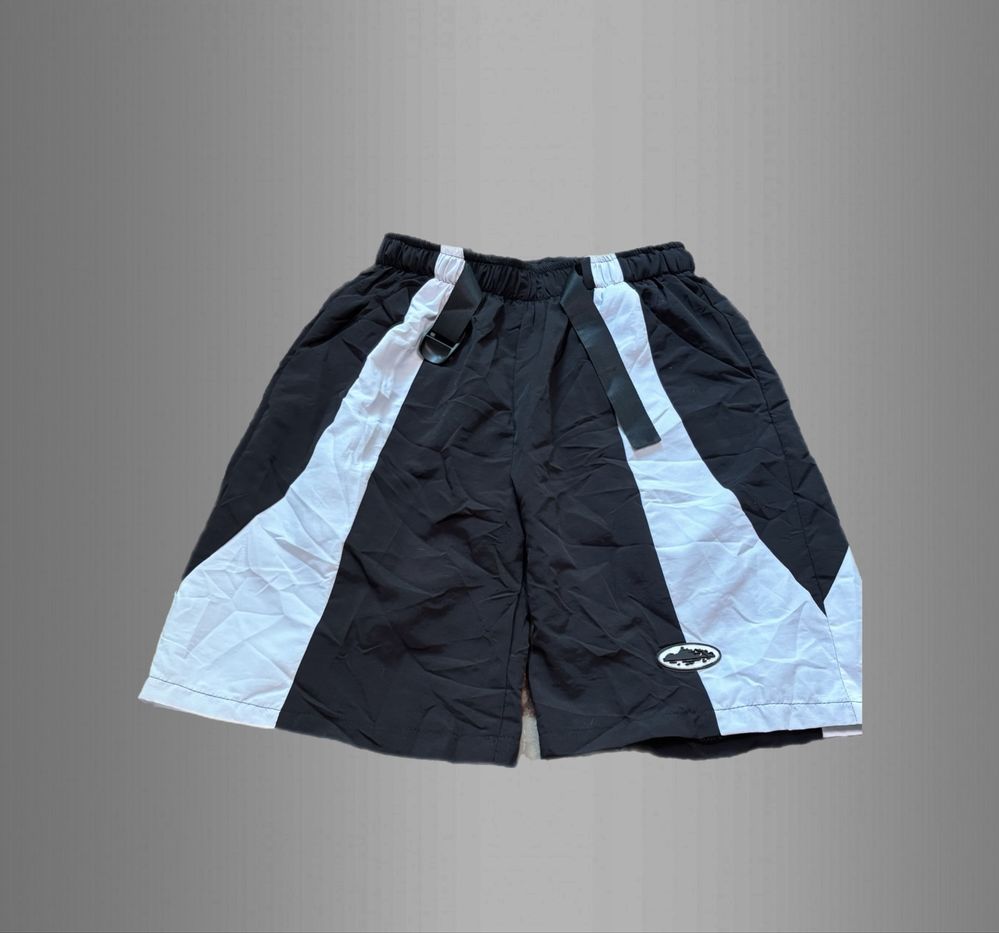 Corteiz shorts.