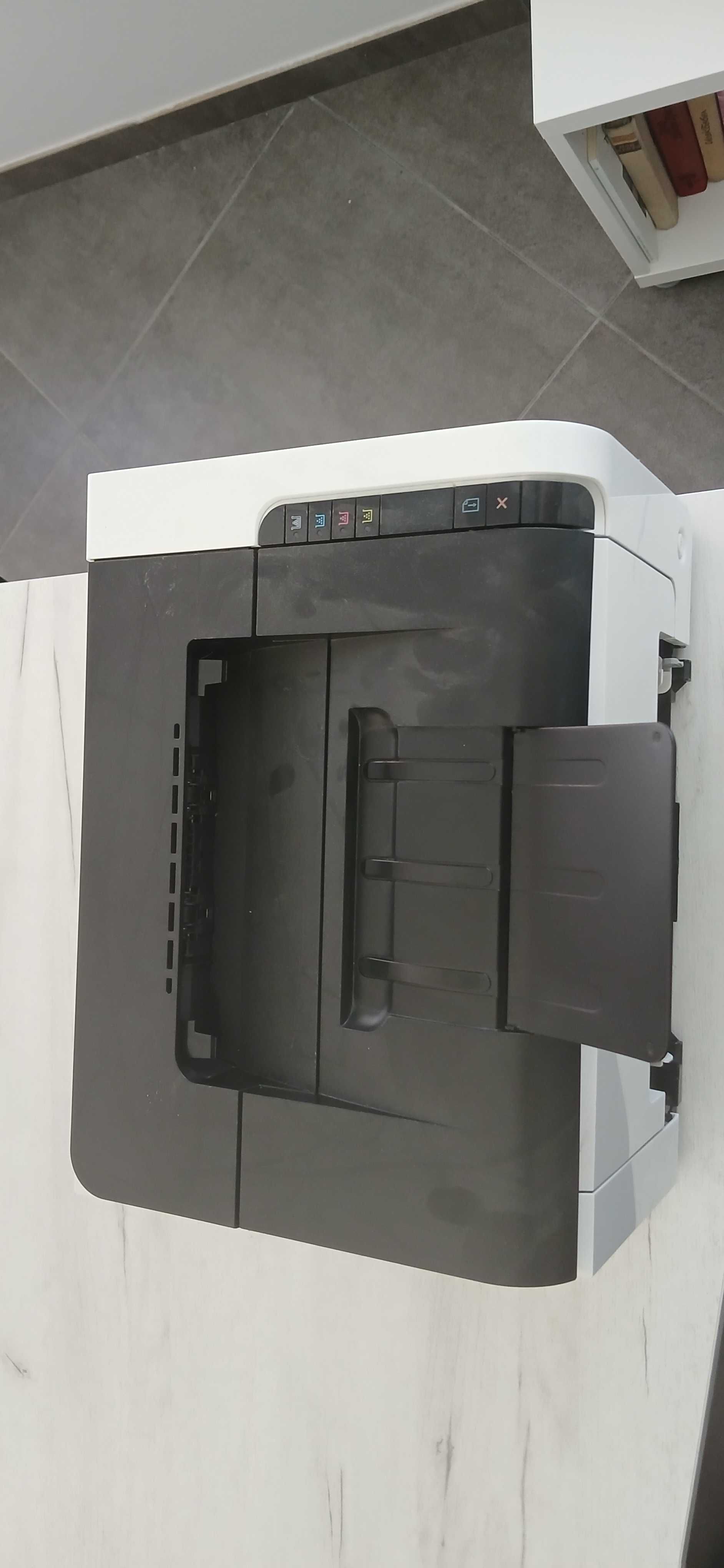 HP laserjet CP1025