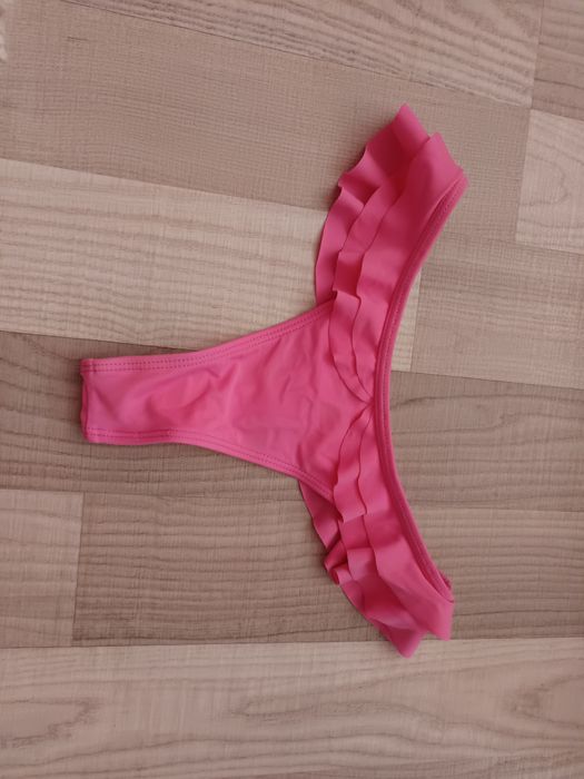 Долница на бански