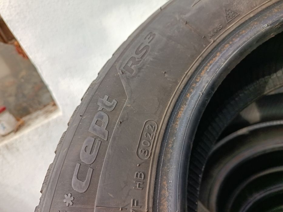Anvelope MS iarna 195 65 15 hankook 2022 5.5-6mm