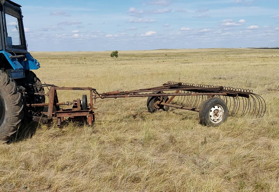 Срочно срочно   ЮМЗ 6 с куном 1991  2 шт  птс 4 косилка все комплект