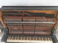 Ofer GRATIS pianina cu mecanica vieneza nefunctionala