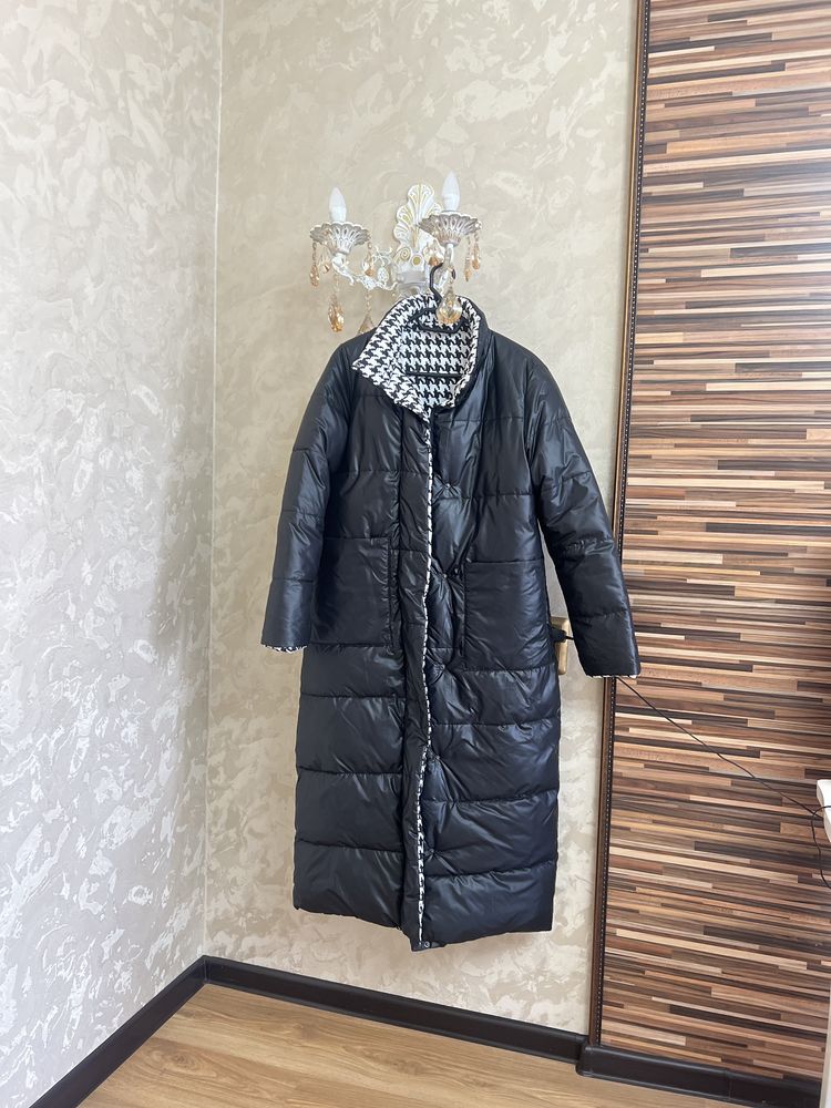 Продам зимнюю длинную куртку