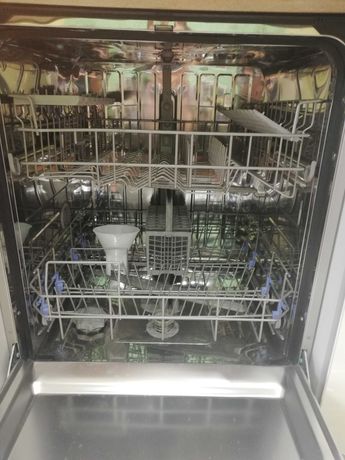 Продам встраиваемую посудомоечную машину LG