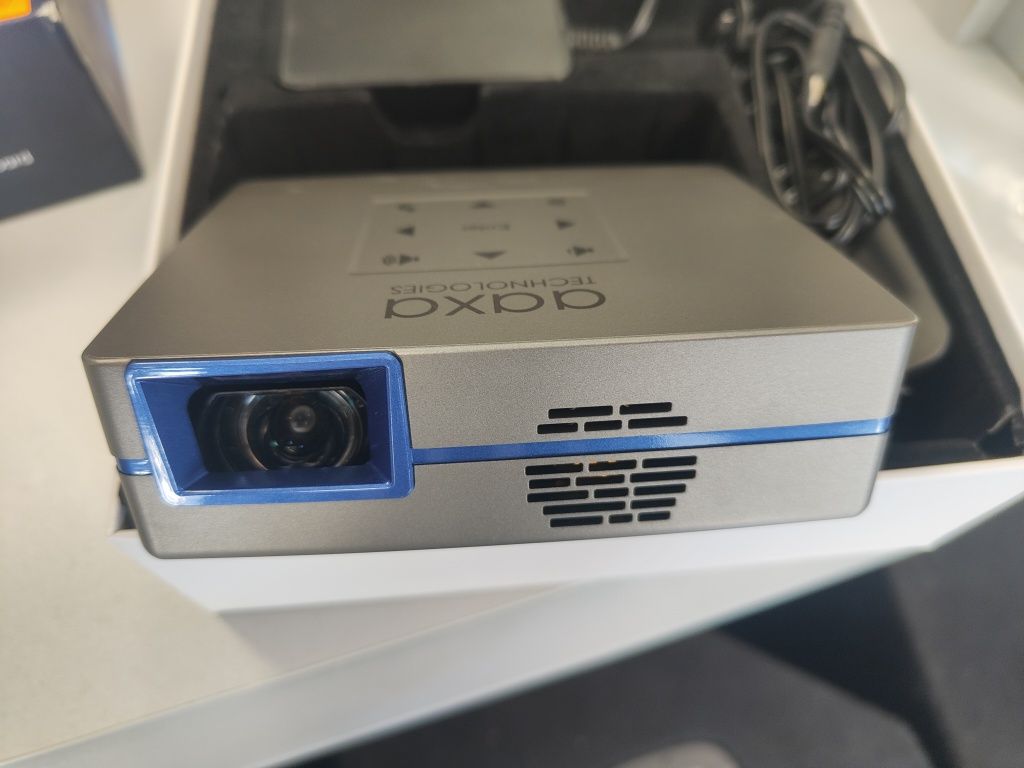 Проектор Aaxa SLC 450