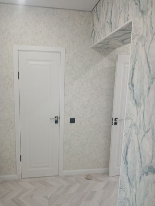 Ремонт квартир (кафель, сантехника, ламинат, установка дверей)и тд