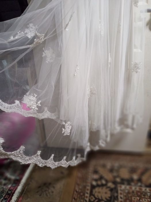 Vând urgent rochie de mireasa