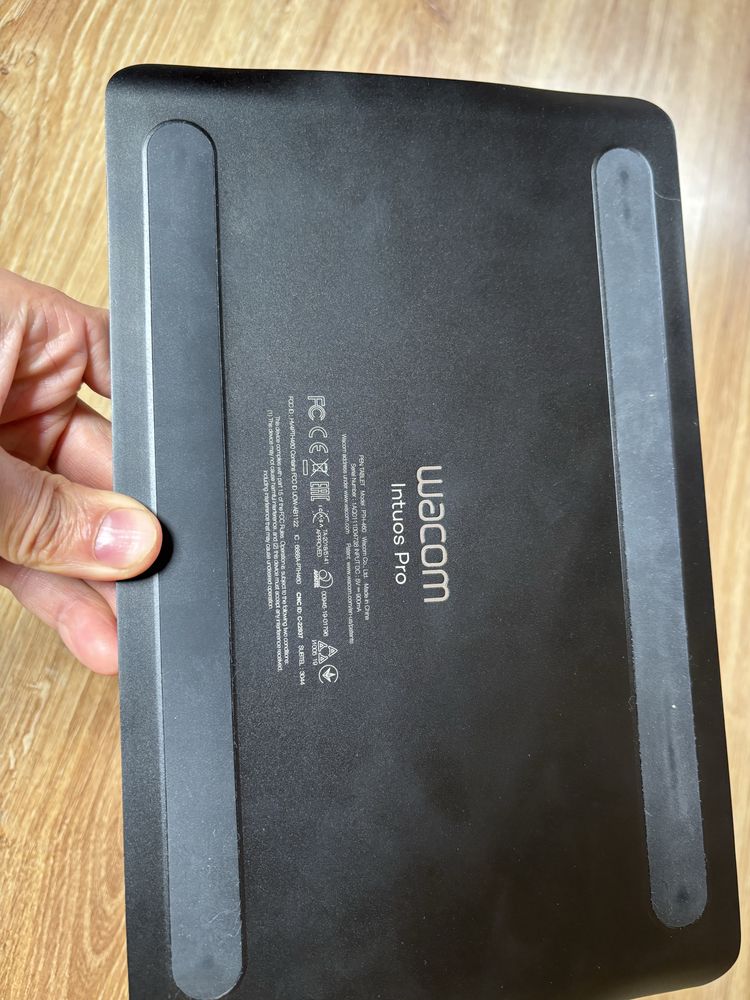 Планшет Wacom intuos pro PTH 460