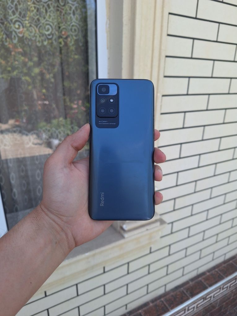 Srochno Redmi Note 11 128g  2sim Vetnam sotiladi