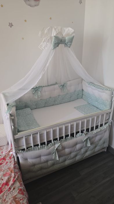 Patuț bebeluș folosit maxim 3 luni