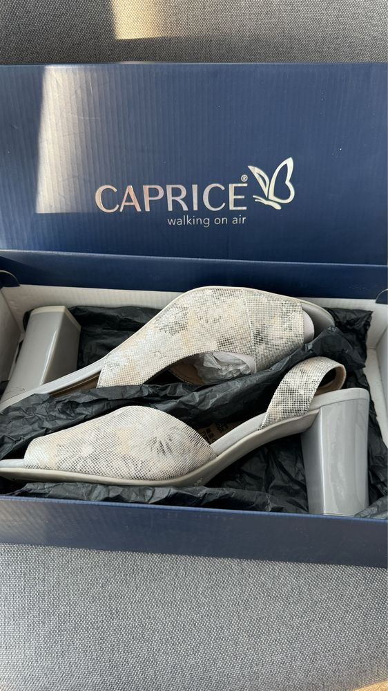 Дамски обувки, сандали Caprice 38,5