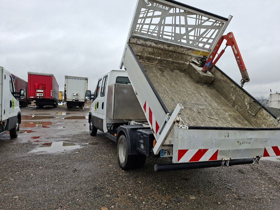 Leasing pe 5 ani/ Cabina dubla baculanta+macara /motor 3000/garantie