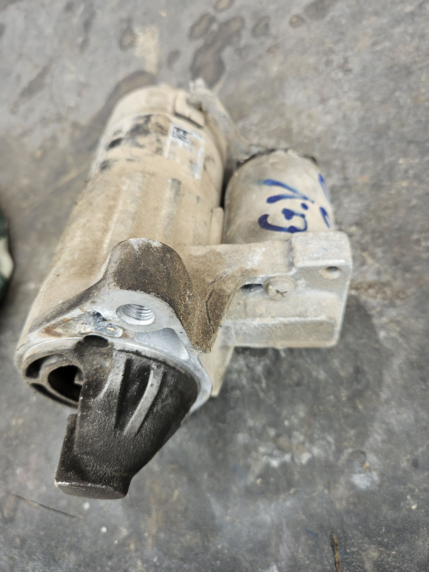 Electromotor Suzuki Grand Vitara motorizare 2000 benzină din 2000-2005
