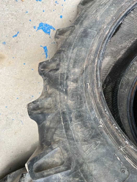 Cauciucuri sh 16.9 R30 Vredestein