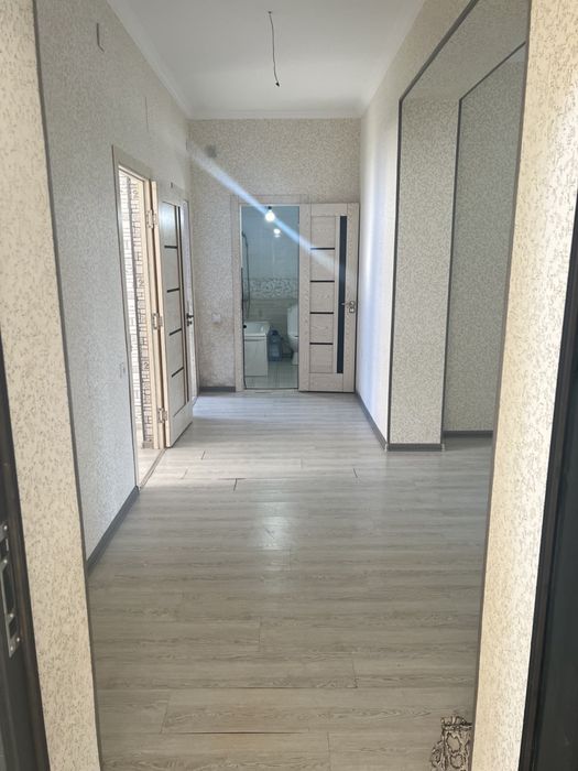 UY SOTILADI 4XONA 117Kvadrat Metr