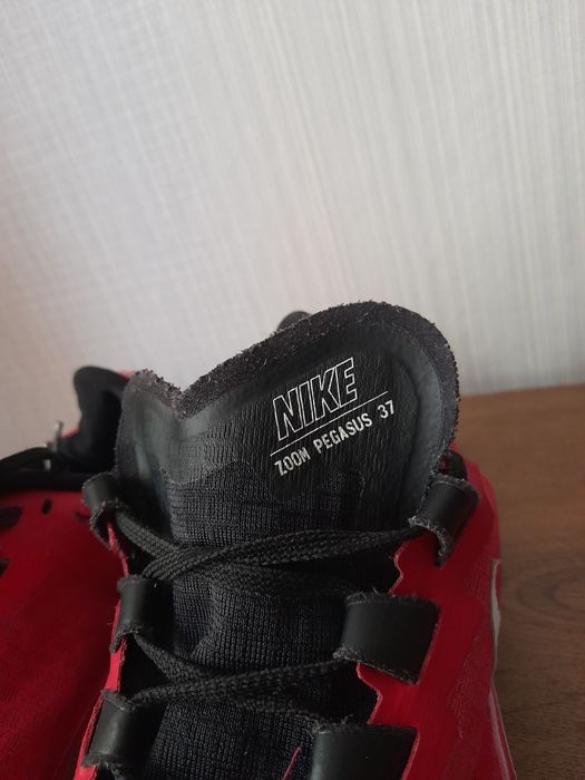 Nike Air Zoom Pegasus 37 маратонки 45.5 номер.