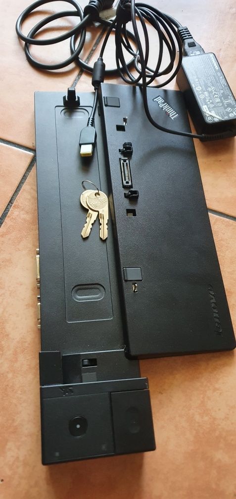 Dock ThinkPad Pro Lenovo - complet