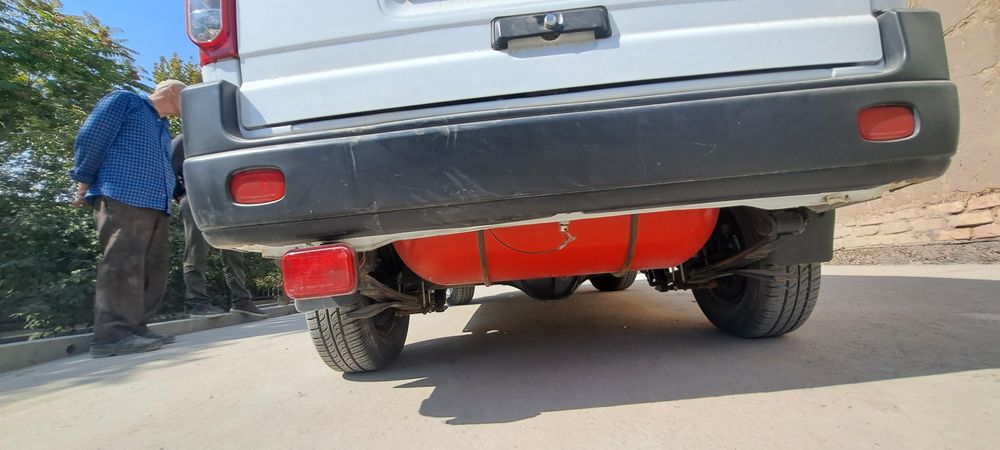 Damaz sotiladi gaz bor yumshoq balon bor  yurgani 17000 kraska toza