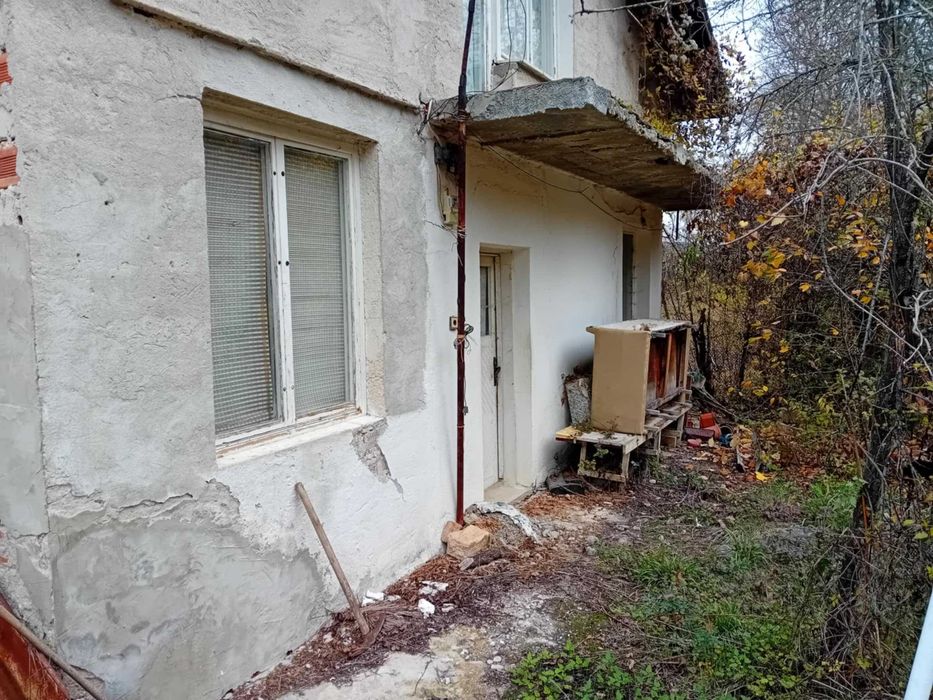 Вила в с.Ялботина,общ.Драгоман,обл.София