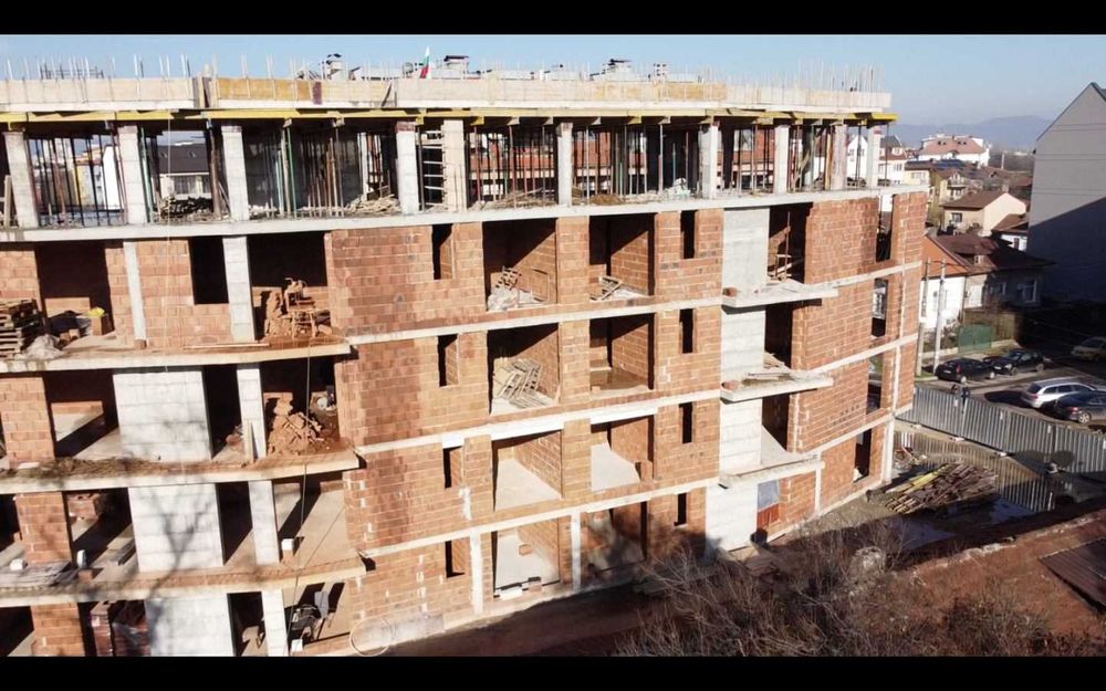 Двустаен апартамент в ж.к. Триъгълника