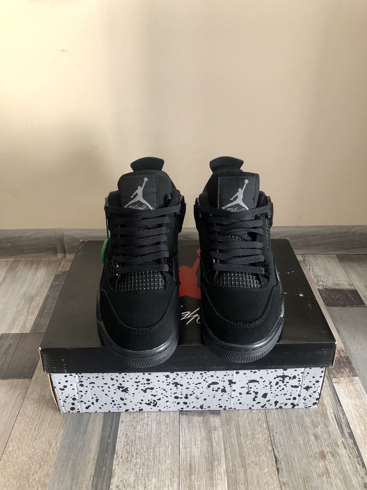 Кецове Jordan 4 Retro "Black Cat"