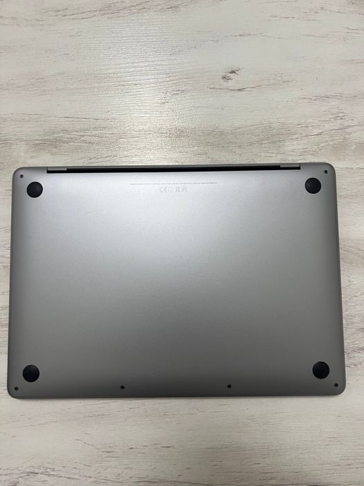 Apple MacBook Pro 13” 2017