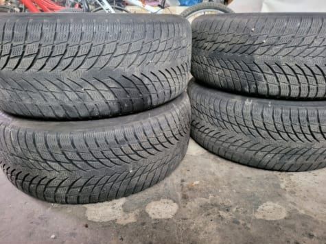 Jante R18 cu anvelope Mercedes