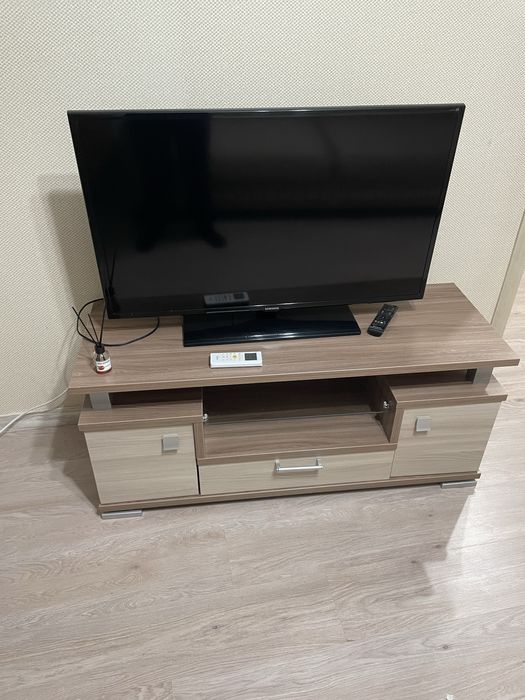 Телевизор Samsung UE40EH6037K — 40” (Full HD, LED, без Smart TV)