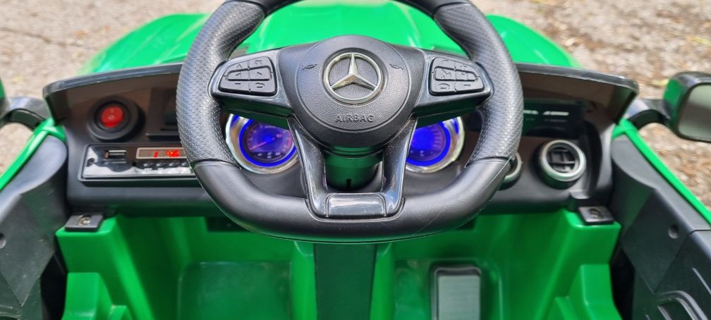 Акумулаторна кола Mercedes-Benz AMG GT-R(нов акумулатор)