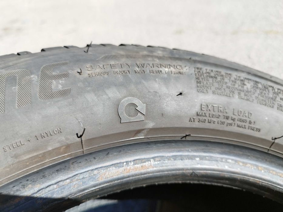 Продавам 2бр. зимни Bridgestone 205/60/16 DOT2320 RUNFLAT 60лв. двете