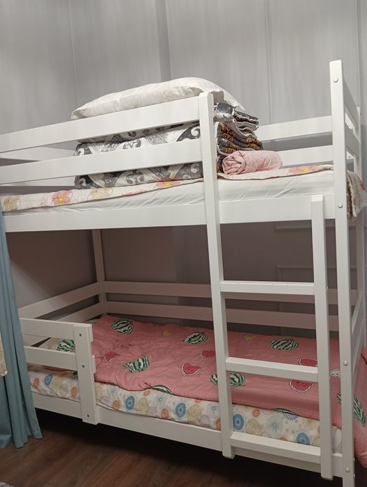 Продам двухъярусную кровать