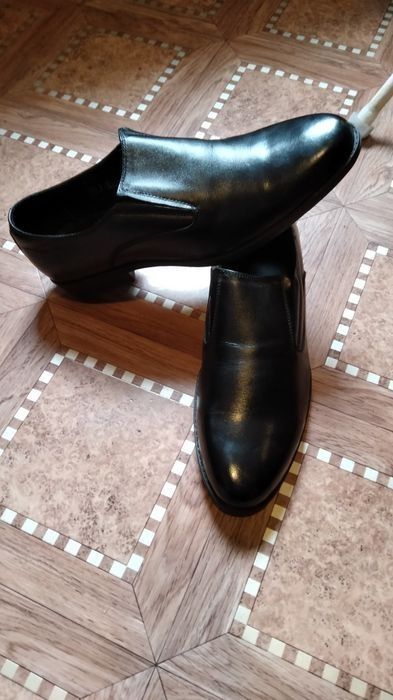 Продам берцы и офицерские туфли