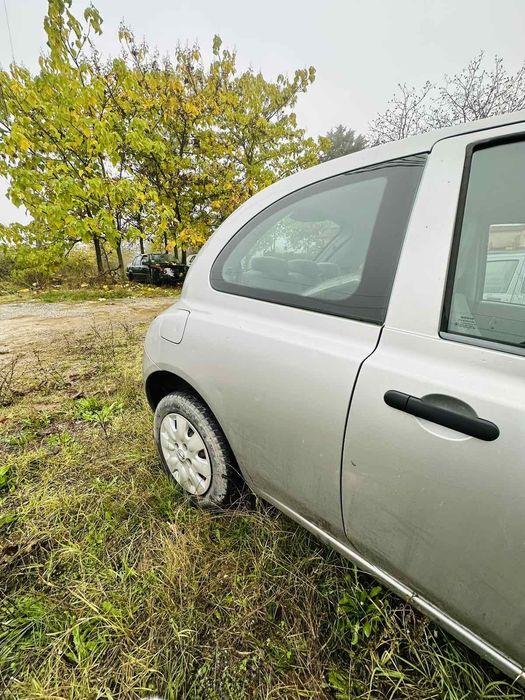 Nissan micra 2004(цяла за части)