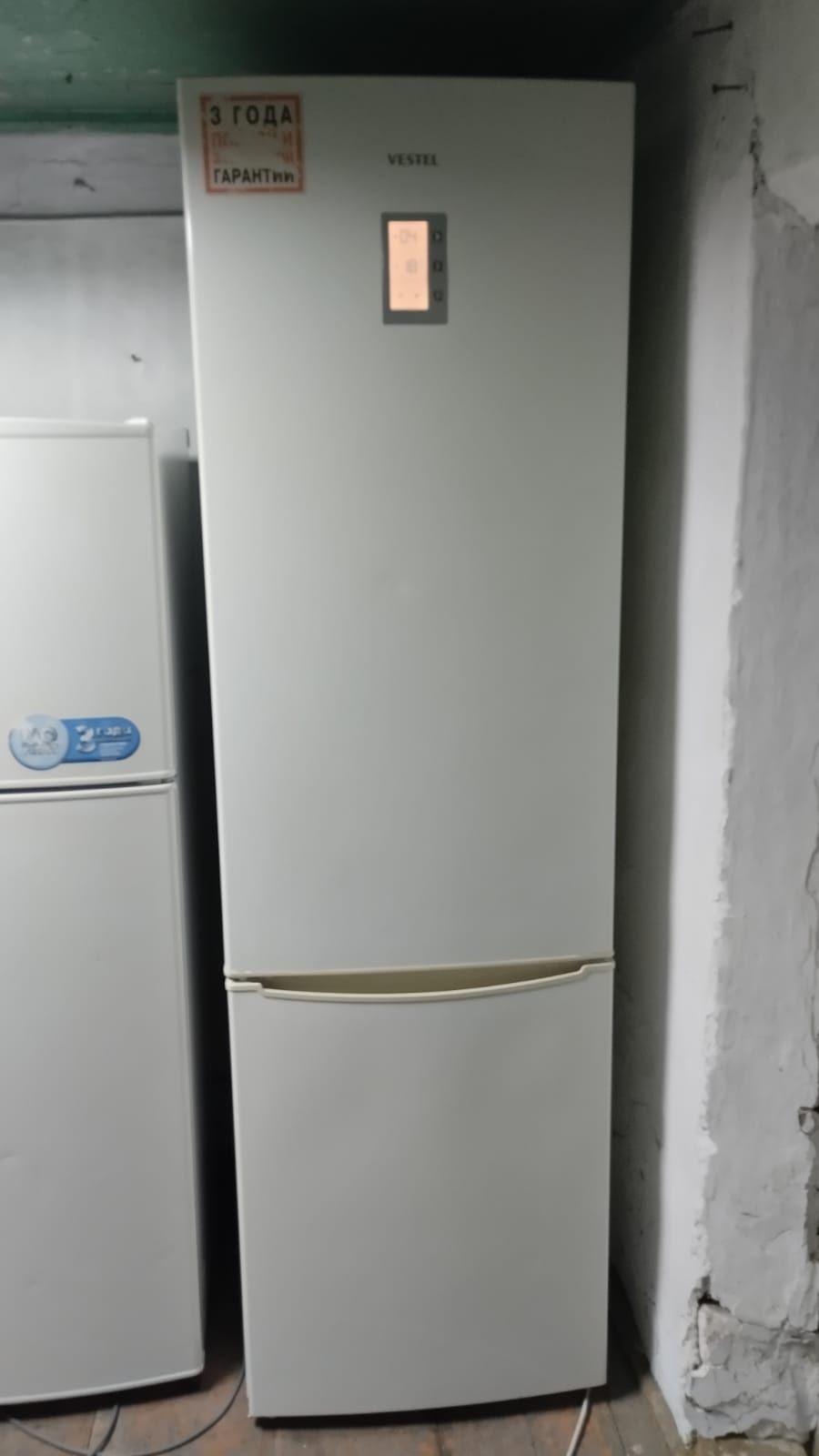Холодильник Вестел система ноу фрост