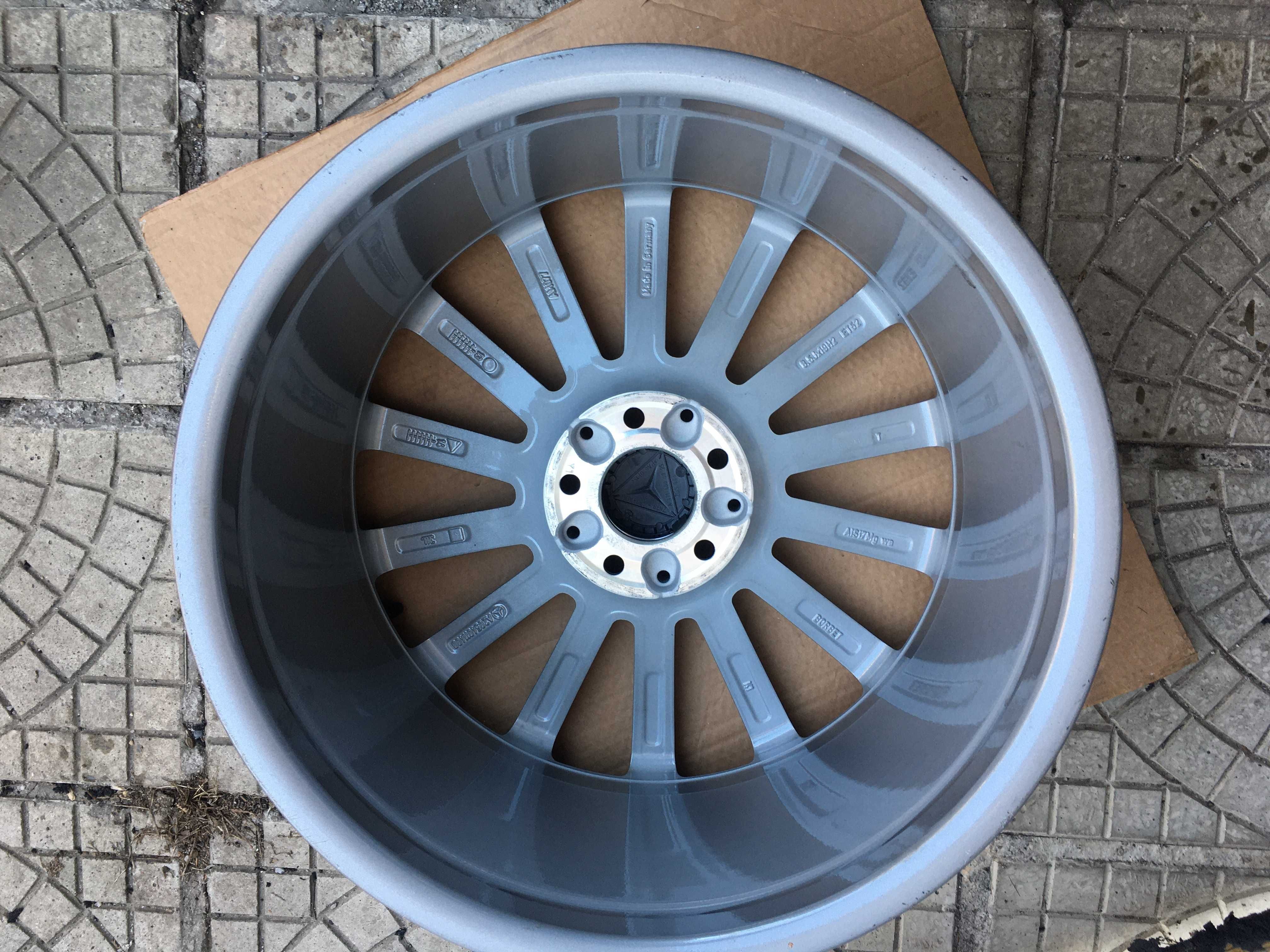 1бр. нова оригинална джанта Mercedes AMG 19" 5x112