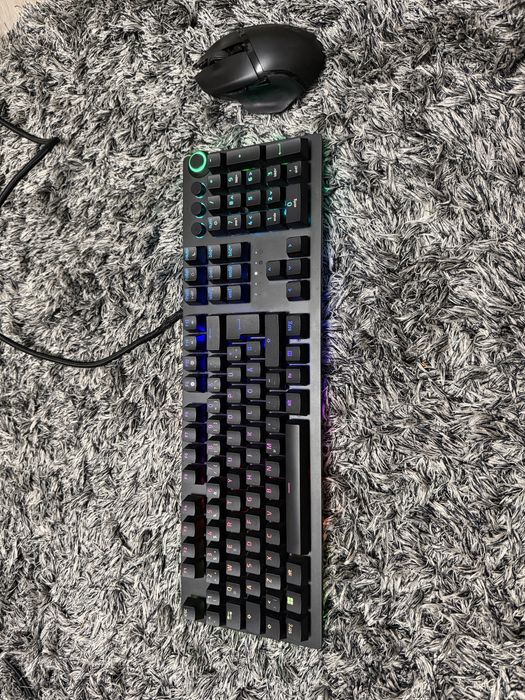 Pachet Razer Huntsman Elite + Basilisk xHyperspeed