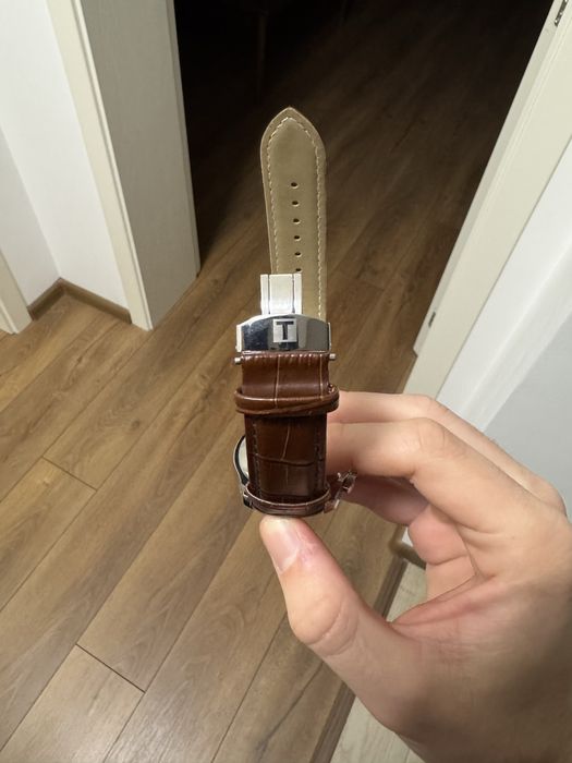 Tissot часовник