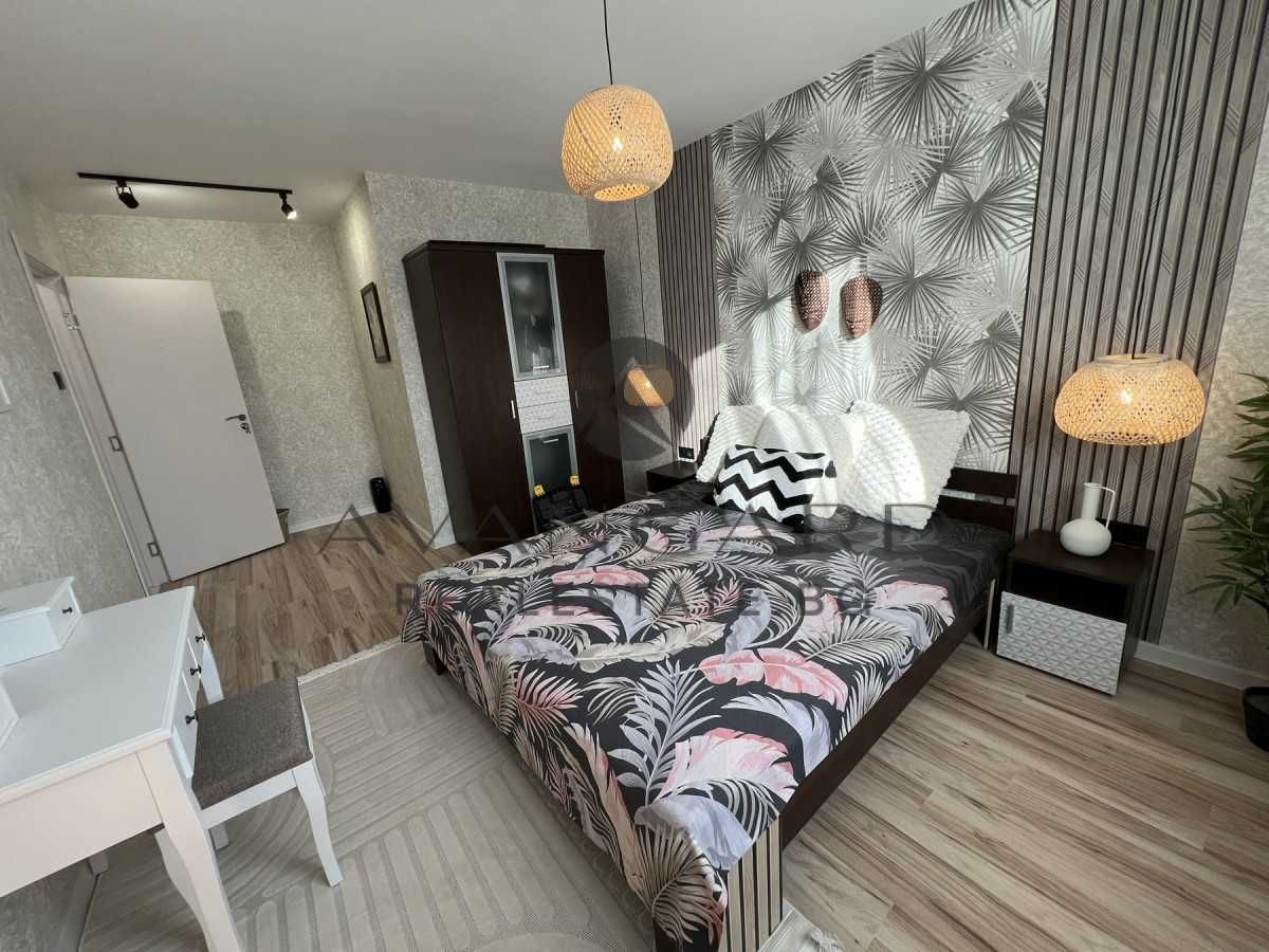 Продава се Тристаен апартамент в Пловдив, Гагарин - 61 кв.м за 2123 €/кв.м - Снимка #2