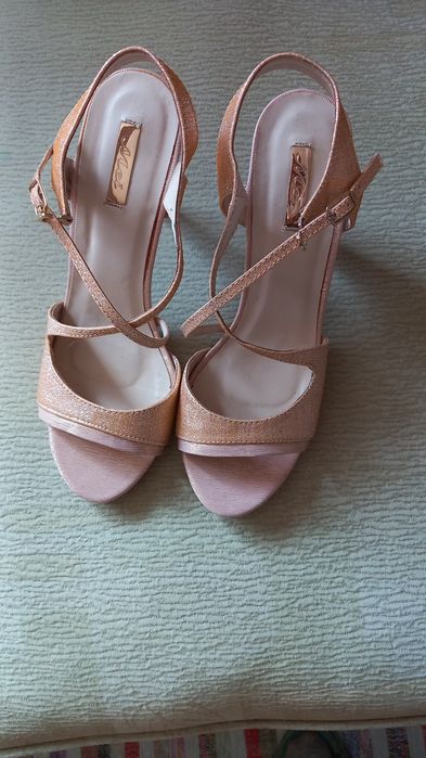 Sandale elegante cu toc nr. 38/39