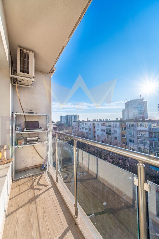 Продава се Тристаен апартамент в Варна, Чайка - 65 кв.м за 3385 €/кв.м - Снимка #4