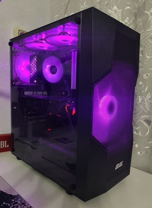 Игровой компьютер на Ryzen 12 ядер, видеокарта на 8 Gb