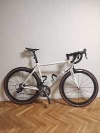 Карбонов велосипед Planet X