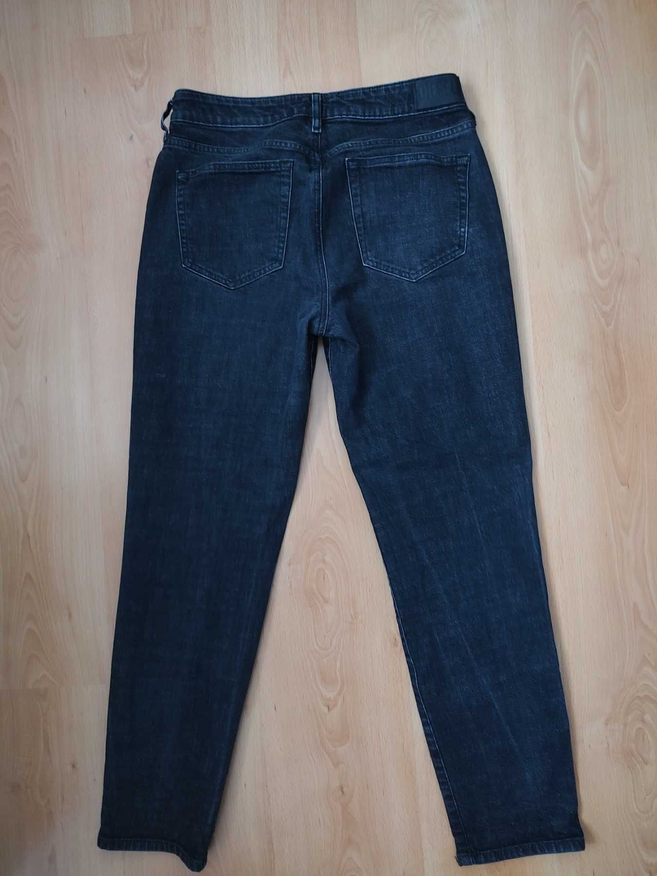 Дънки Levi's 26/28, Diesel 29/32