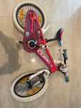Vand bicicleta CUBE KID 160, de copii / fete UTILIZAT