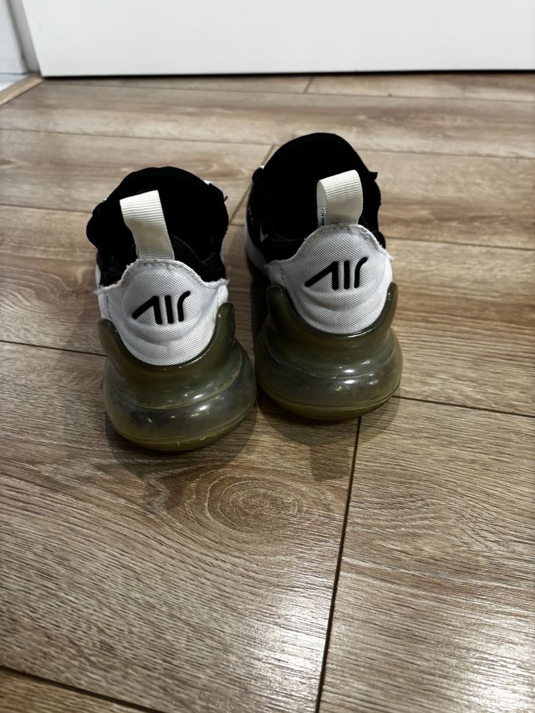 Маратонки Nike 27c