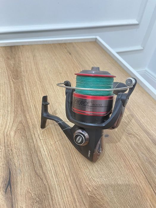 Vând mulinete de spinning și casting