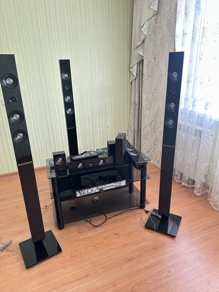 Продам подставку под аудио видео систему либо домашний кинотеатр